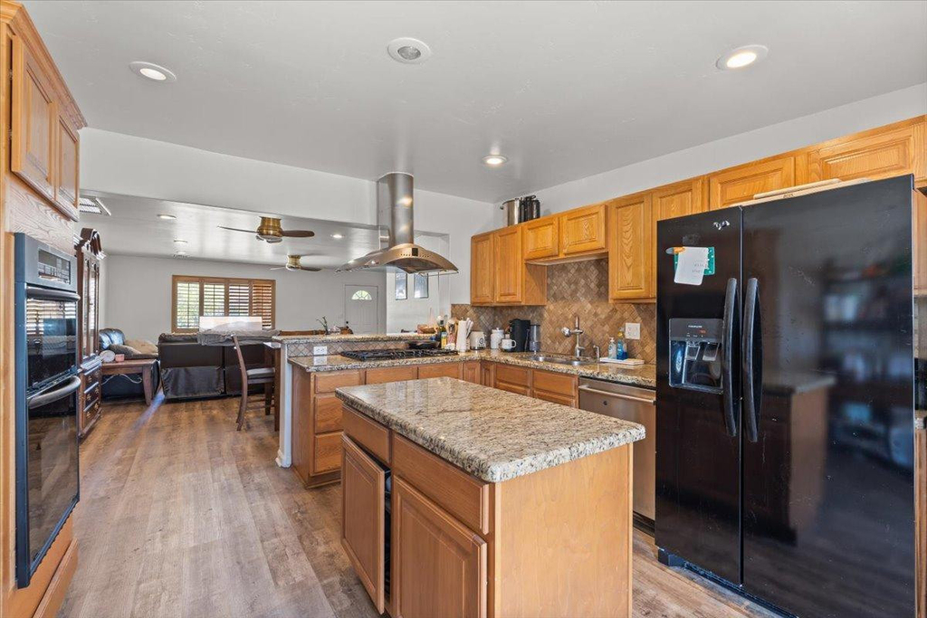 535 W 19th - Photo 7