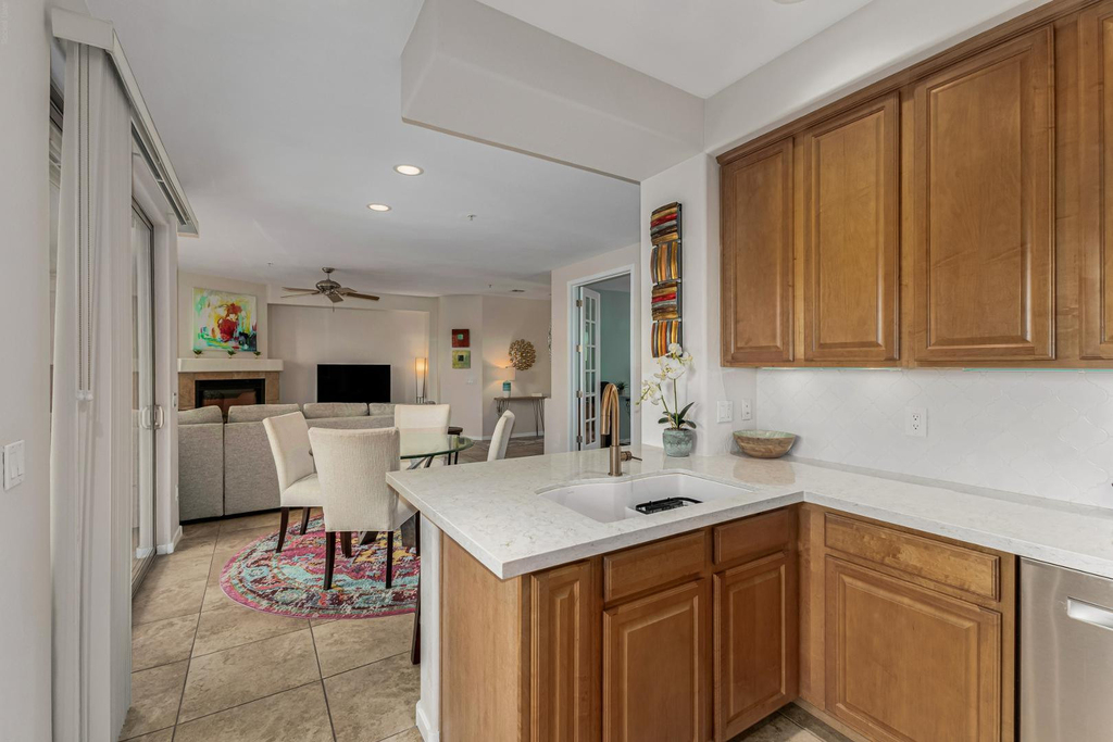 10260 E White Feather Lane - Photo 8