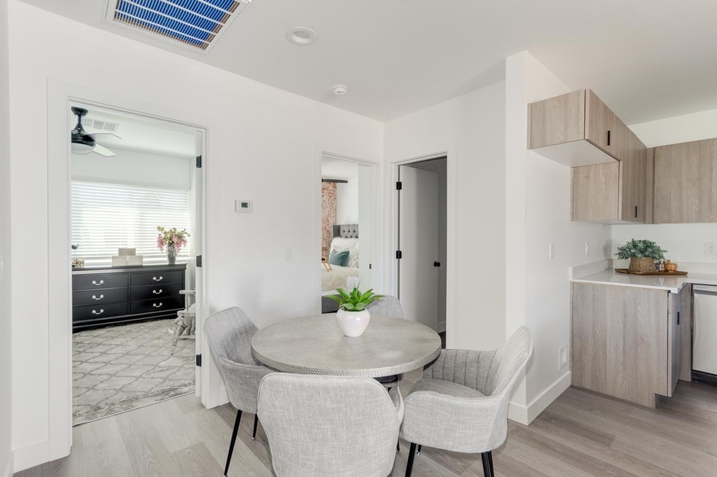 2512 E Thomas Road - Photo 12