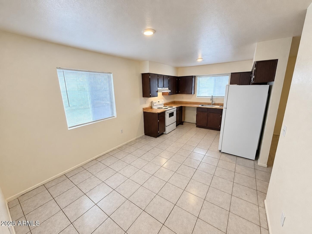 3128 E Cicero Street - Photo 22
