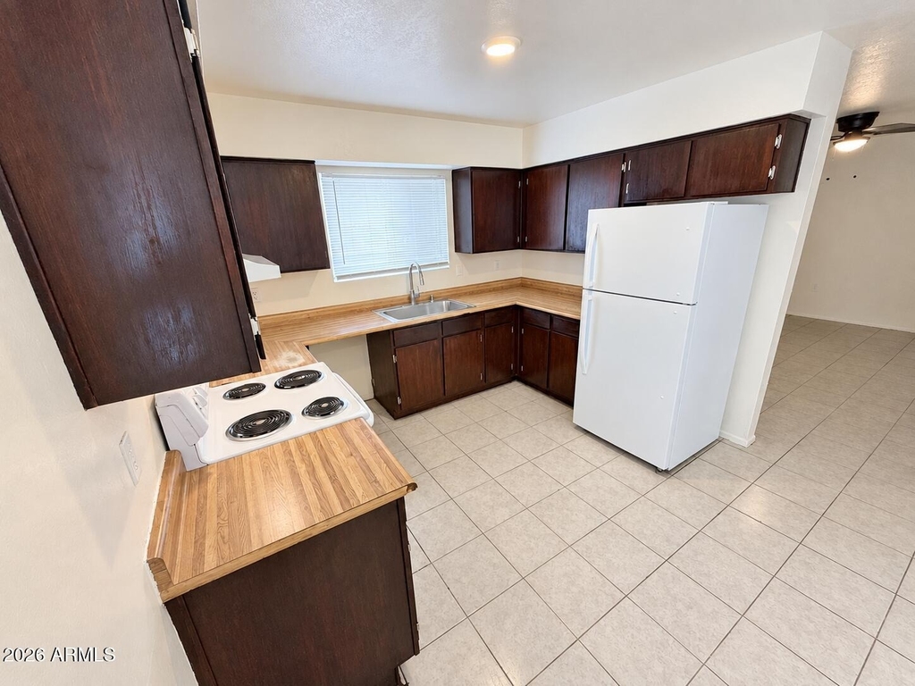 3128 E Cicero Street - Photo 29
