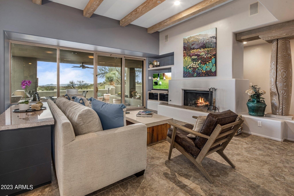 10111 E Graythorn Drive - Photo 2