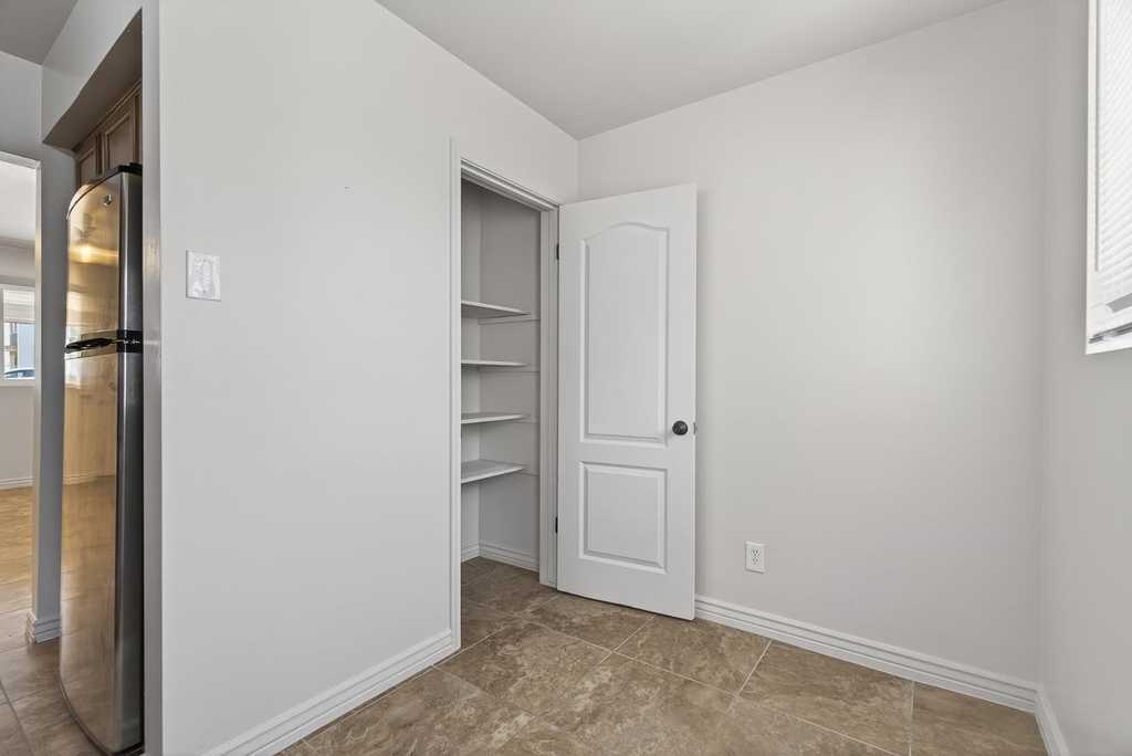 7802 E Heatherbrae Avenue - Photo 11