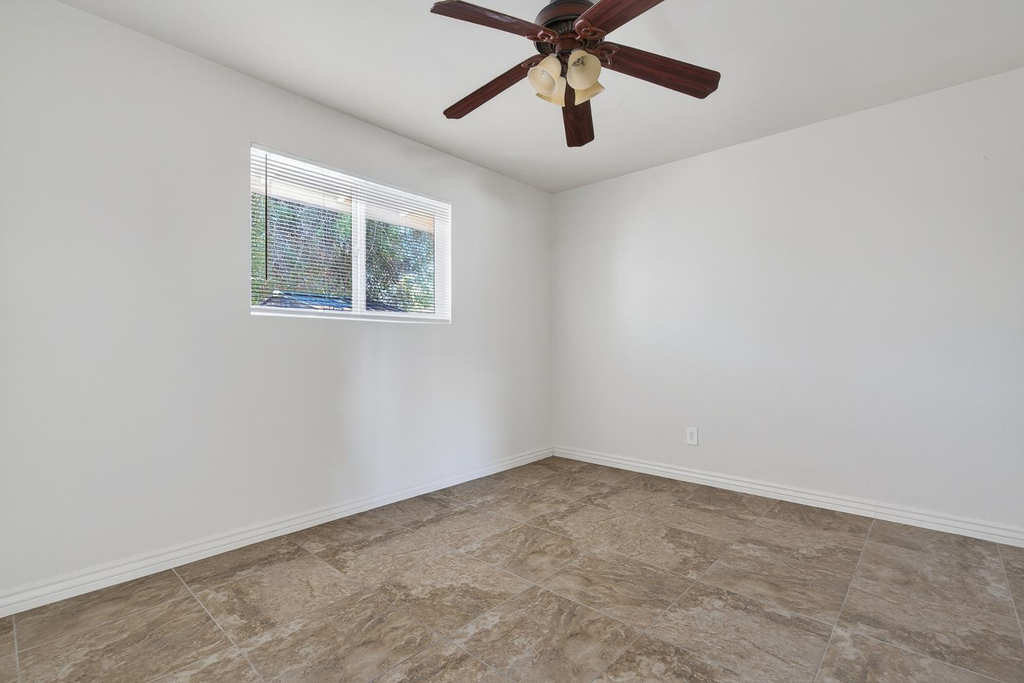 7802 E Heatherbrae Avenue - Photo 17