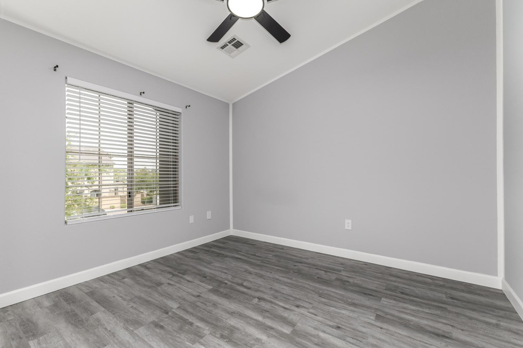 1350 S Greenfield Road - Photo 21