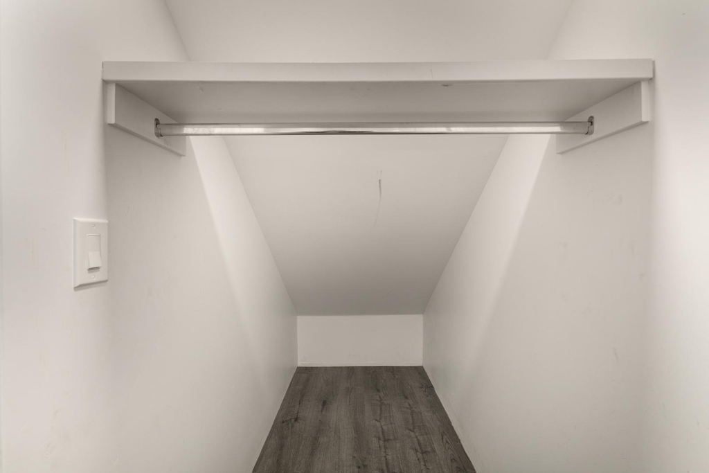 1933 E Monroe Street - Photo 14
