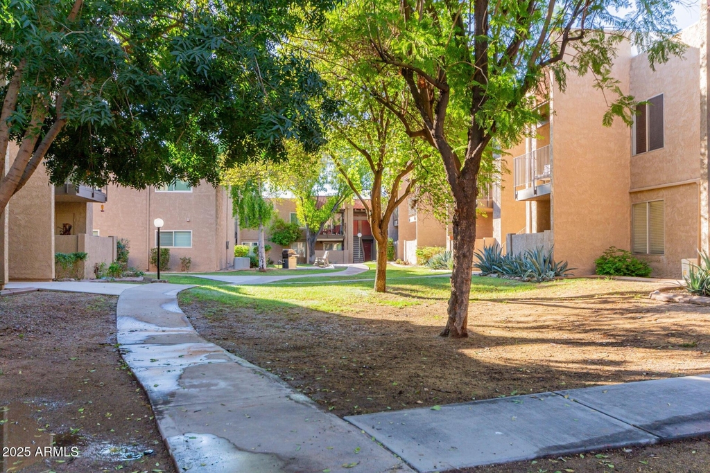 5525 E Thomas Road - Photo 29