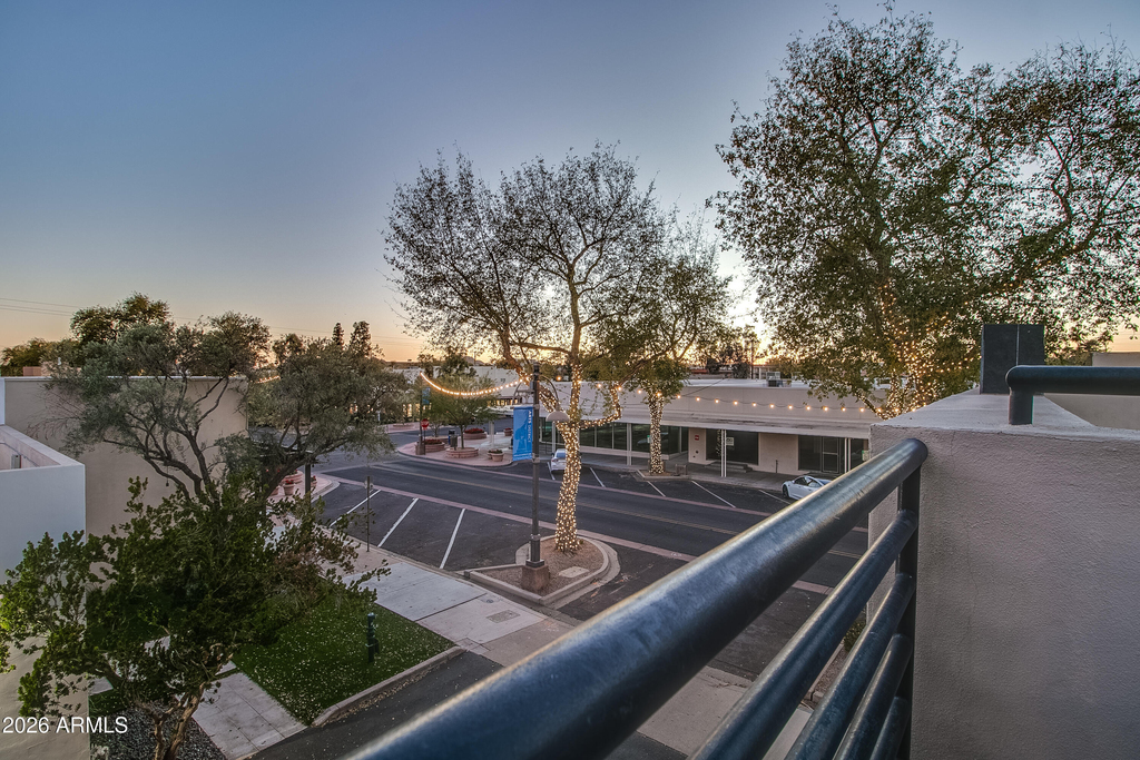 4201 N Marshall Way - Photo 47