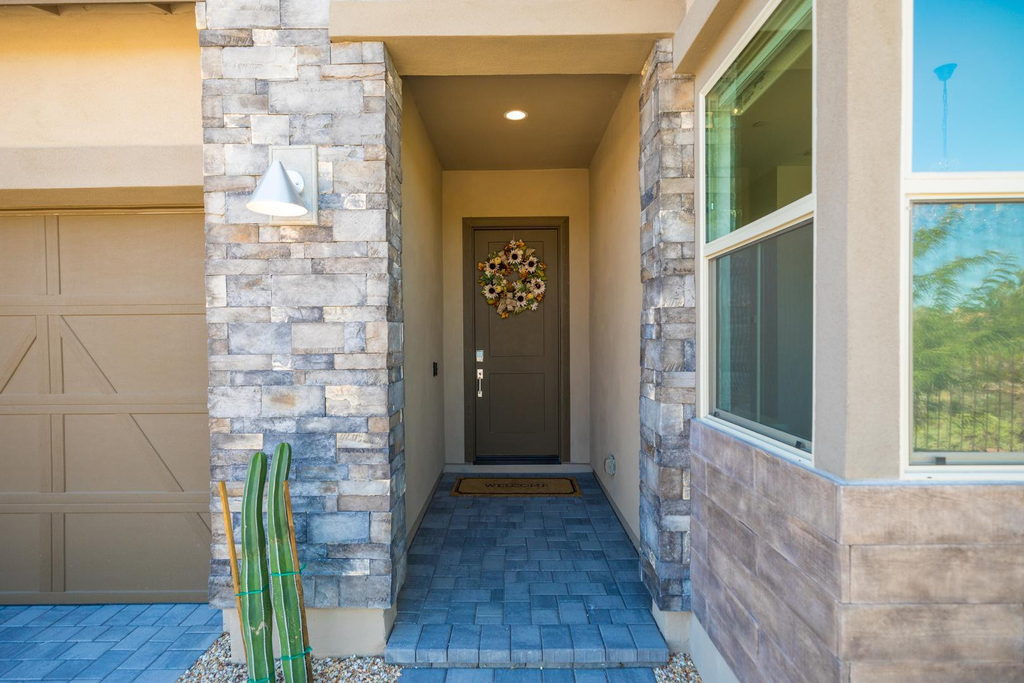 7605 E Camino Del Monte - Photo 1
