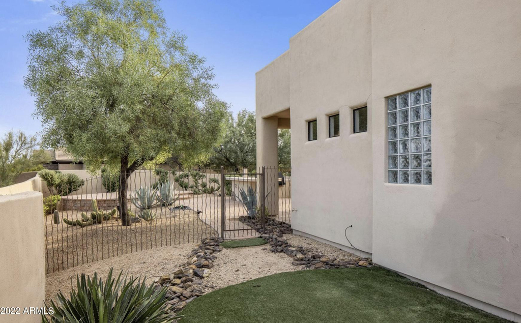 13639 E Hedgehog Place - Photo 103
