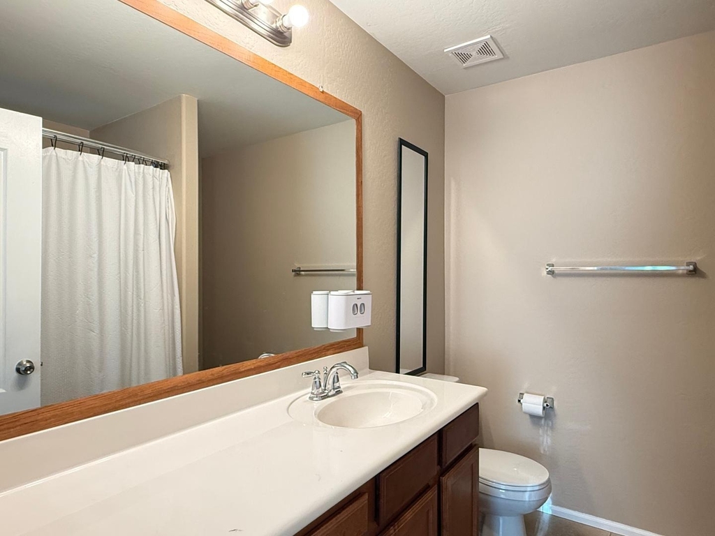 4533 S 236th Drive - Photo 11