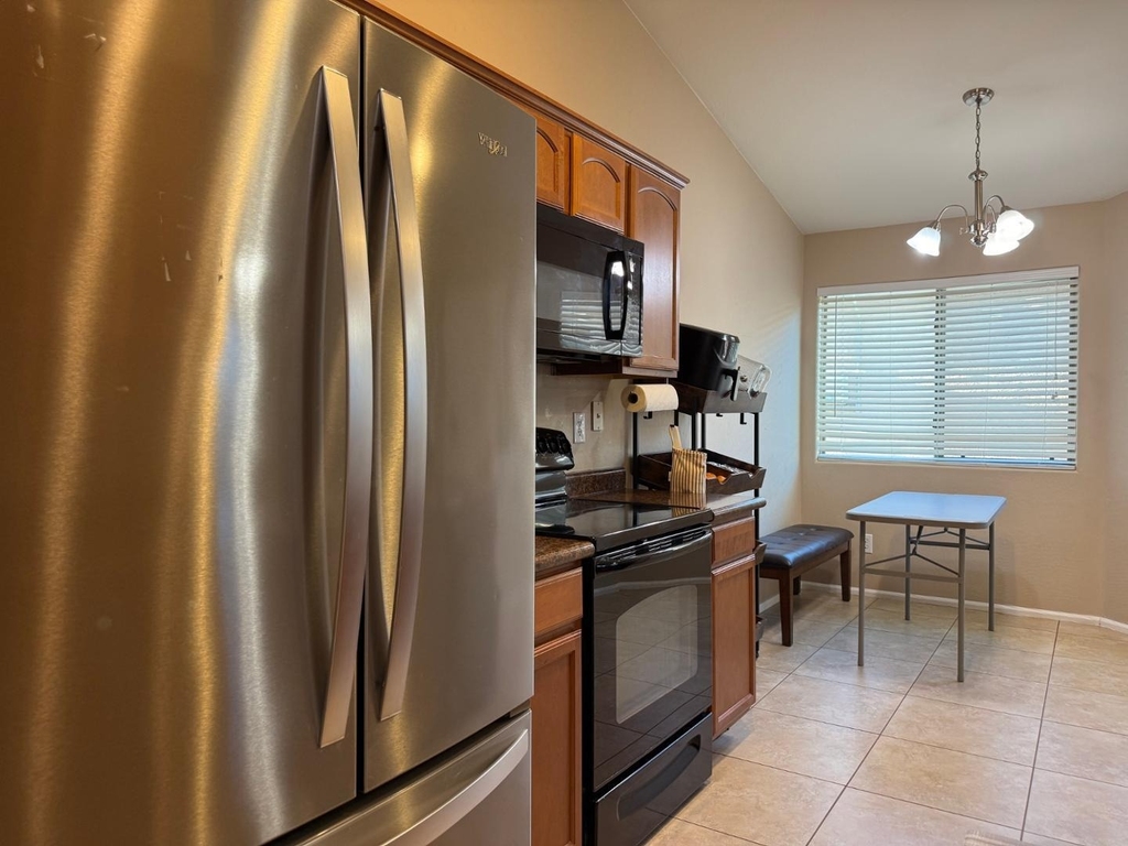 4533 S 236th Drive - Photo 2