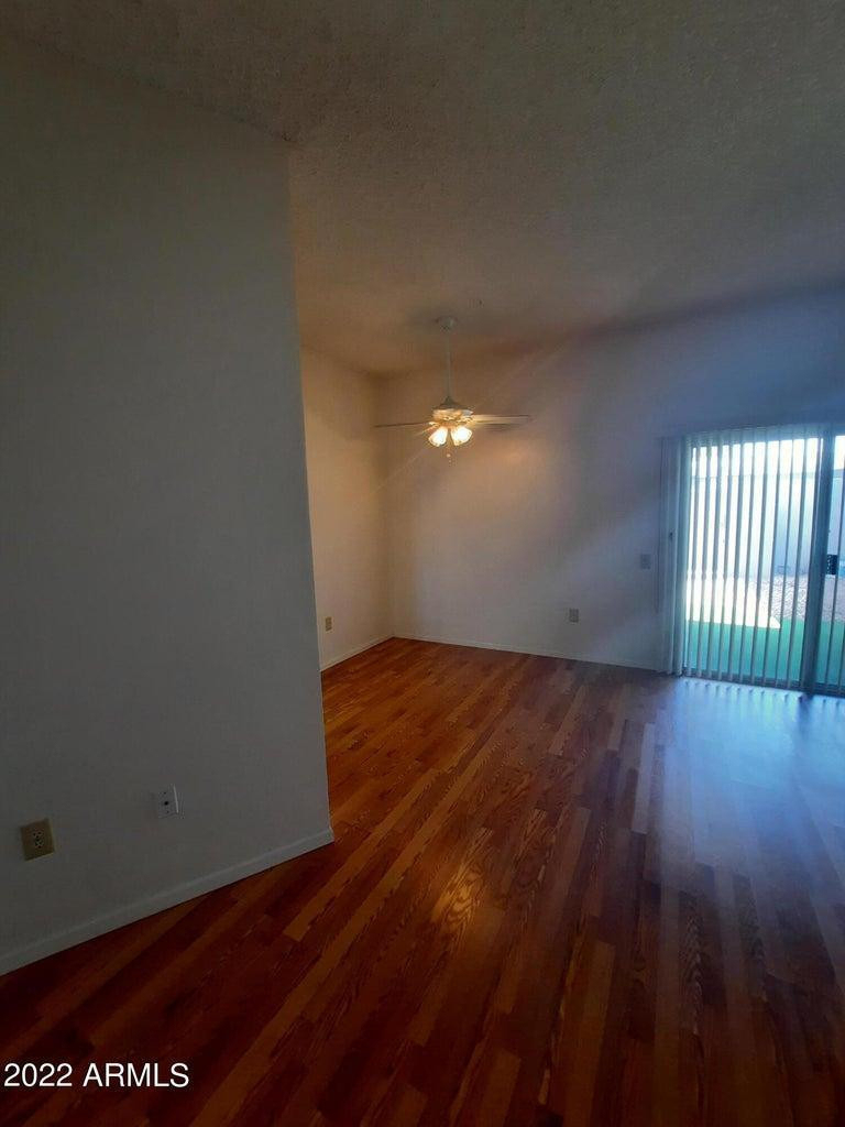 16859 N 103rd Avenue - Photo 3