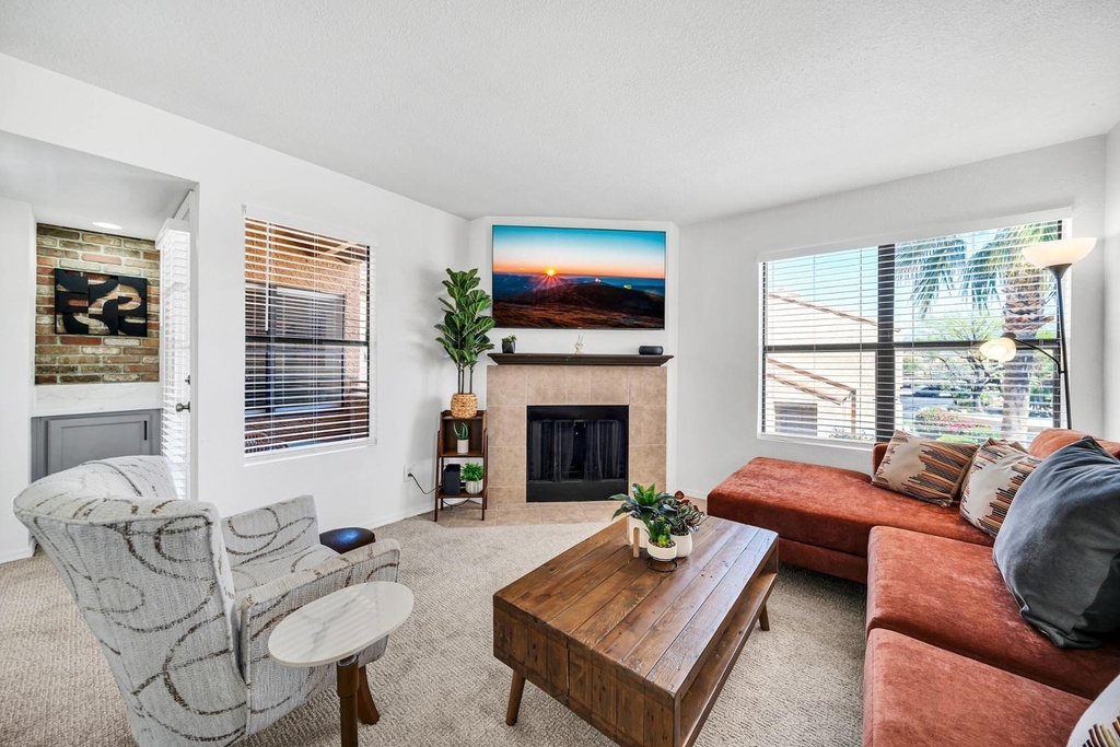 8787 E Mountain View Road - Photo 9