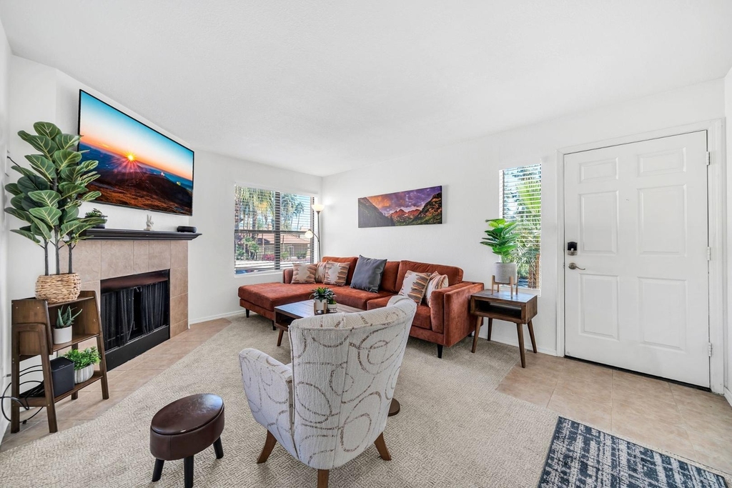 8787 E Mountain View Road - Photo 29