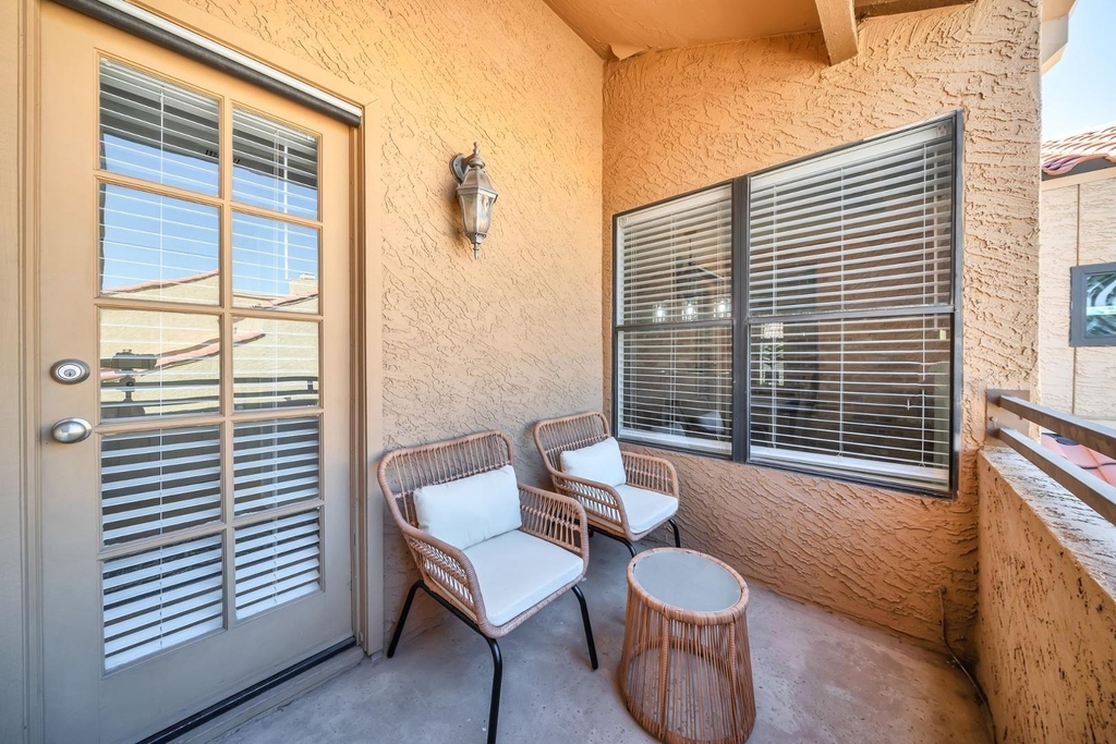 8787 E Mountain View Road - Photo 58