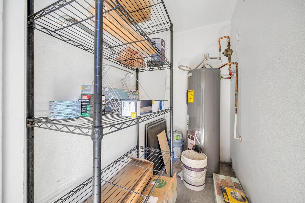 8787 E Mountain View Road - Photo 50