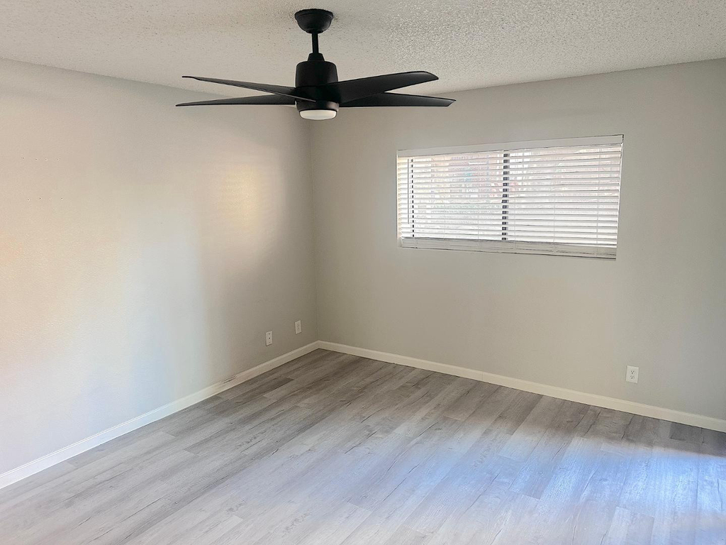 3031 N Civic Center Plaza - Photo 14