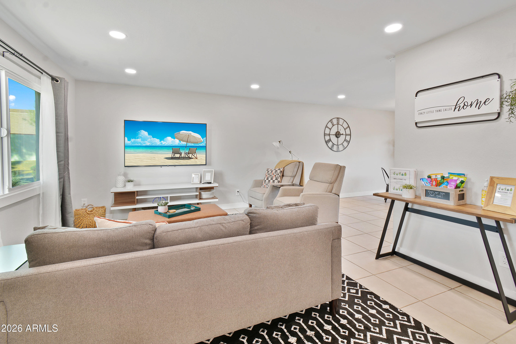 5909 N 81st Street - Photo 2