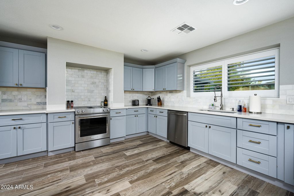 4501 N 86th Place - Photo 9