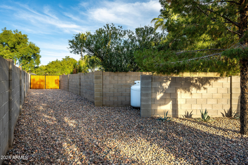 4501 N 86th Place - Photo 38