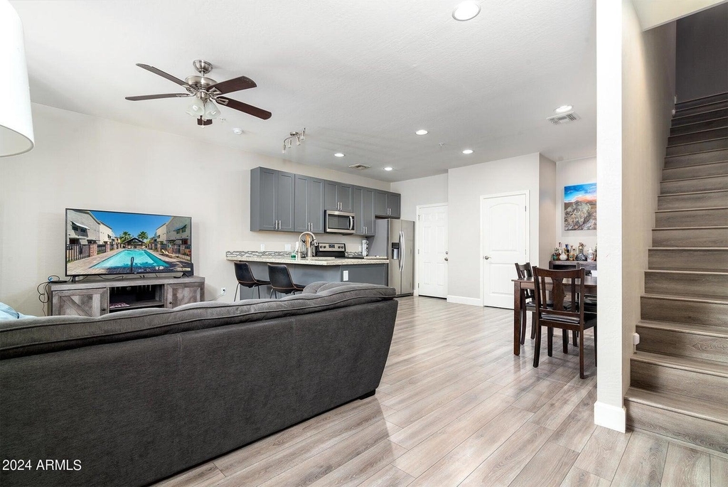 1406 W Main Street - Photo 7