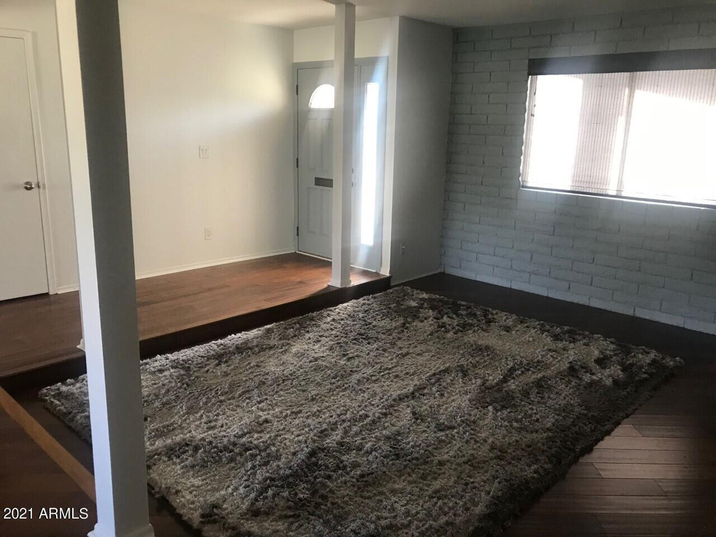 3924 E Yucca - Photo 2