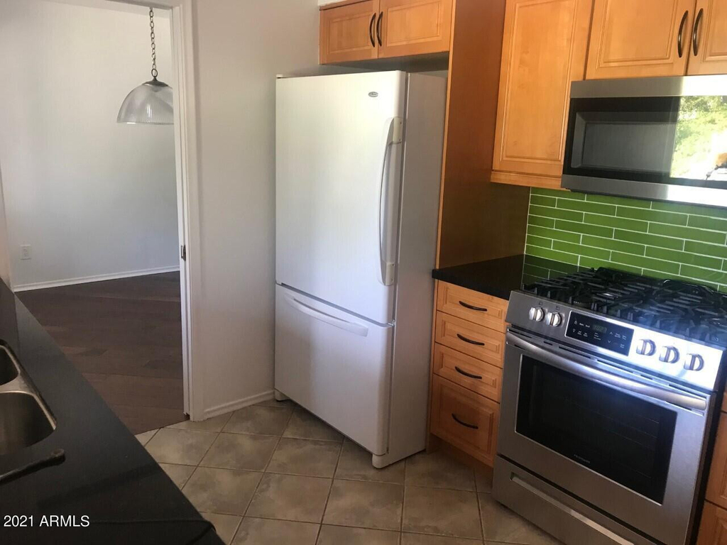 3924 E Yucca - Photo 4