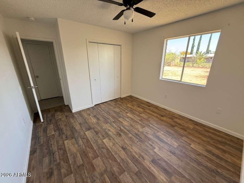 3105 E 14th Street - Photo 14
