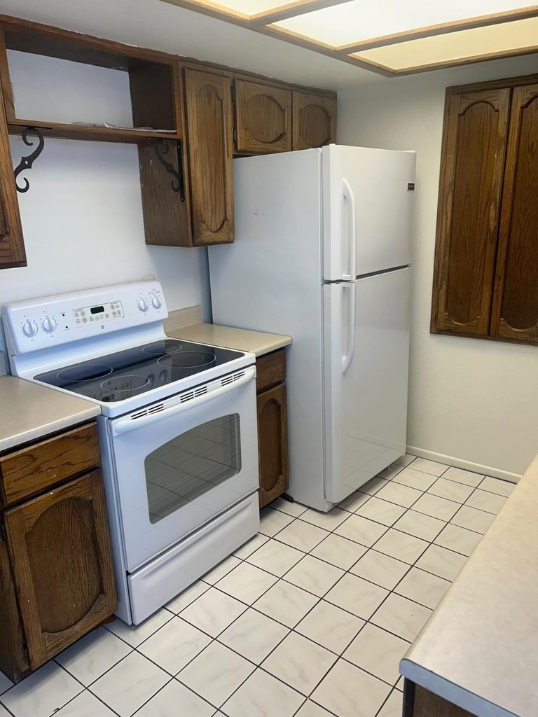 3301 E Earll Drive - Photo 3