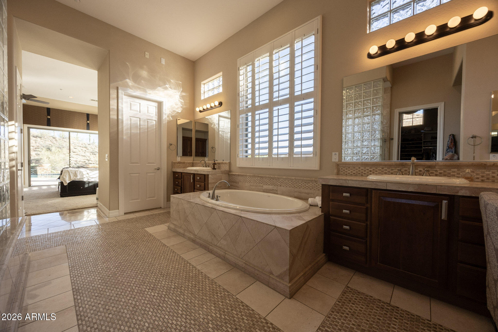 42121 N Anthem Creek Drive - Photo 12