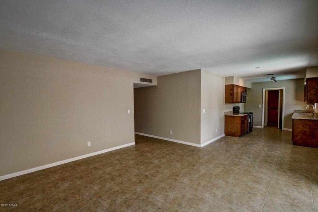 1030 E Manhatton Drive - Photo 20