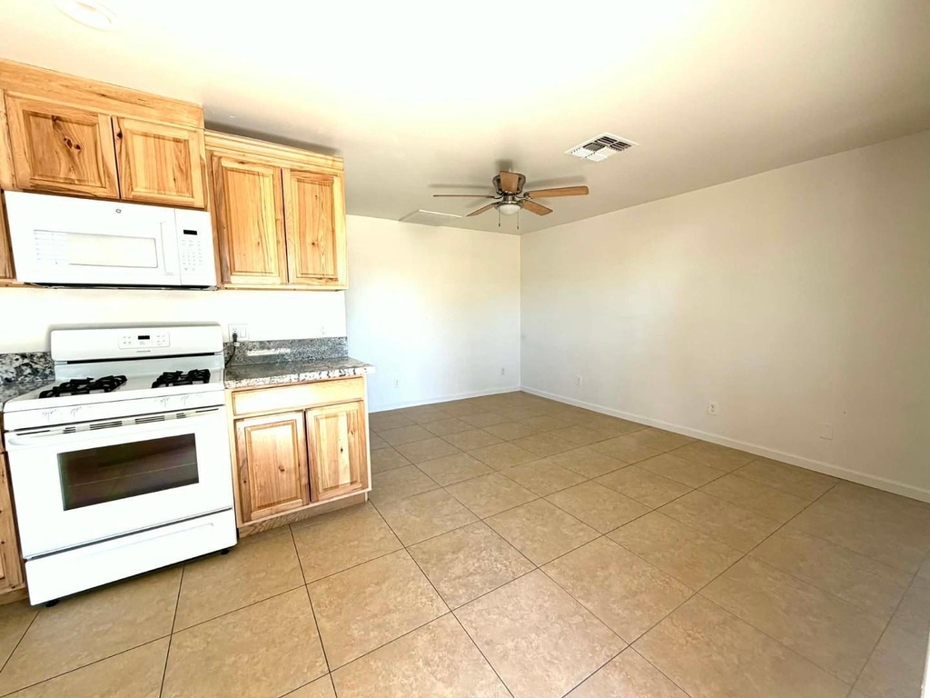 15841 N Sunny Lane - Photo 7