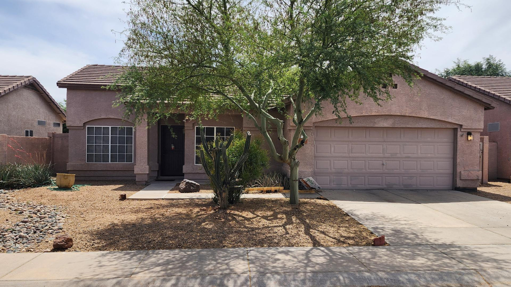 14817 W Juneberry Way - Photo 0