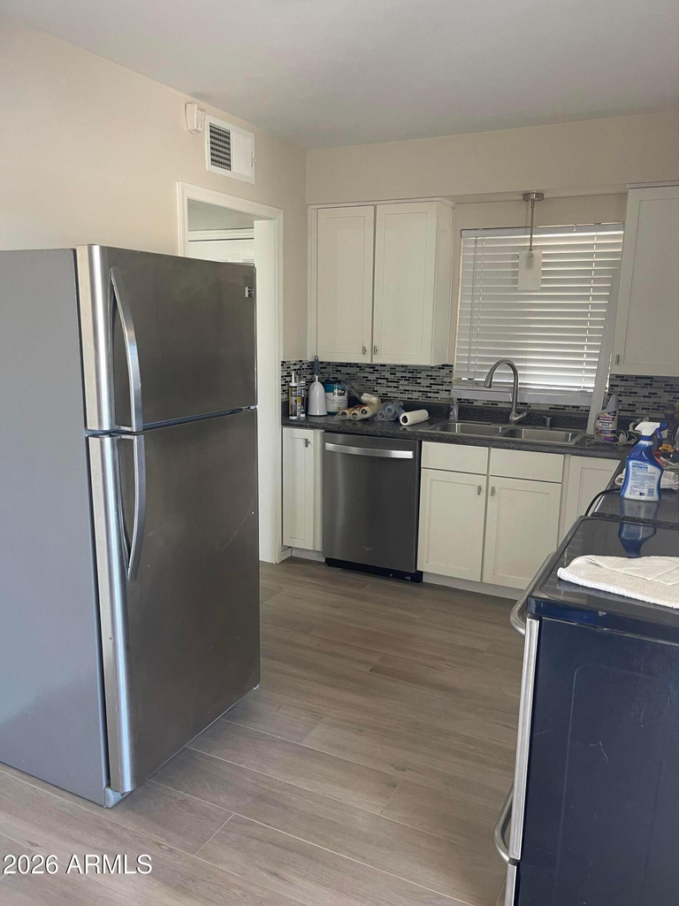 1811 N 44th Street - Photo 8