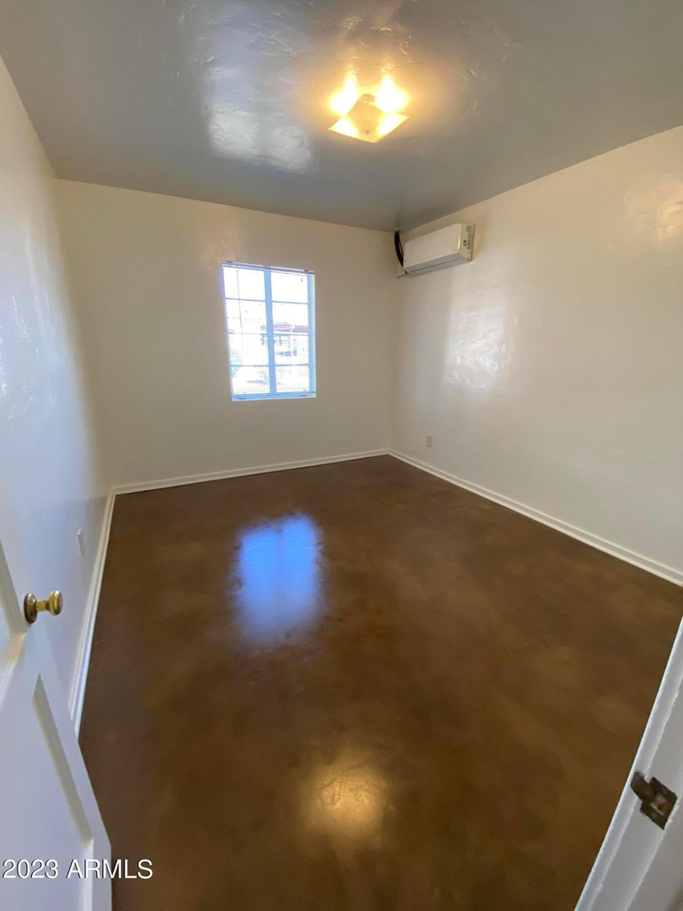 1530 W Mulberry Drive - Photo 12