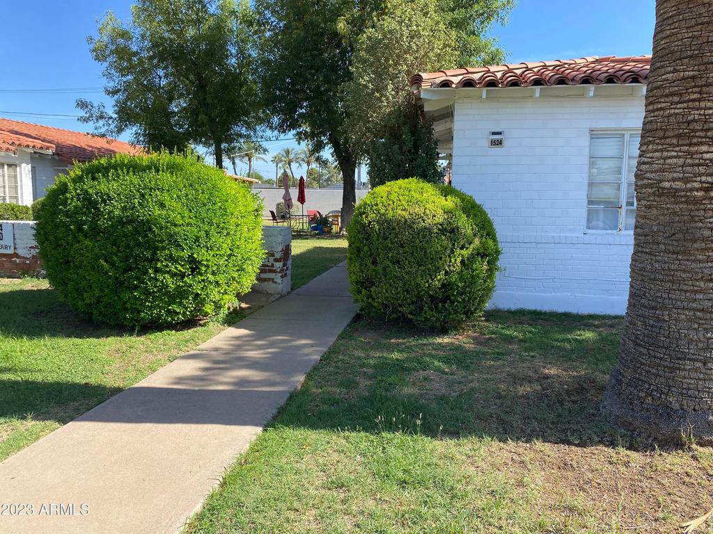 1530 W Mulberry Drive - Photo 1