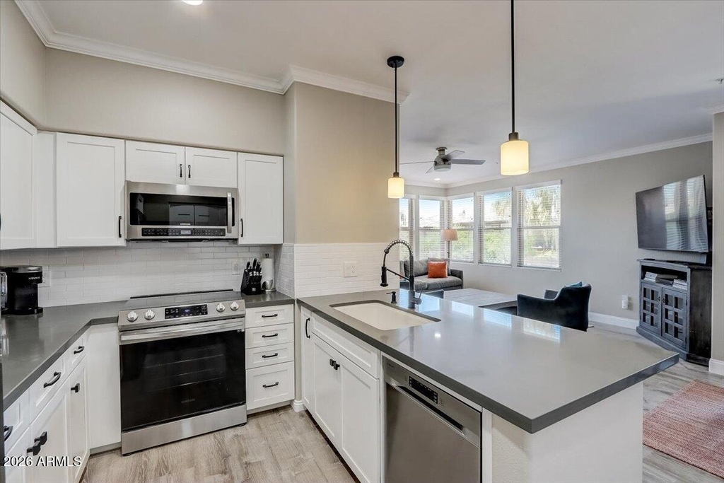 19777 N 76th Street - Photo 1