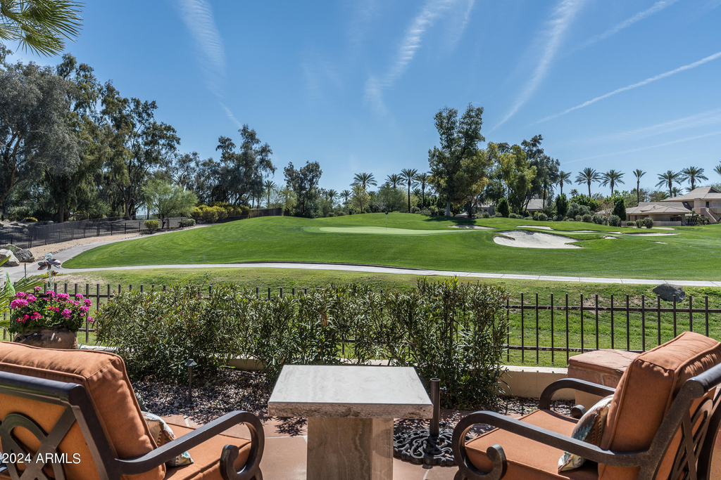 7705 E Doubletree Ranch Road - Photo 33