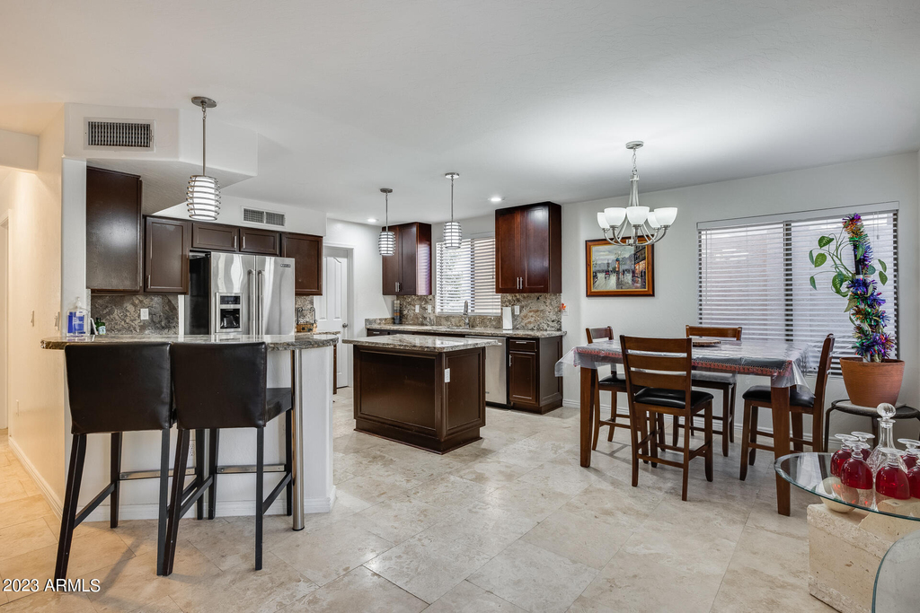 2022 E Wahalla Lane - Photo 10