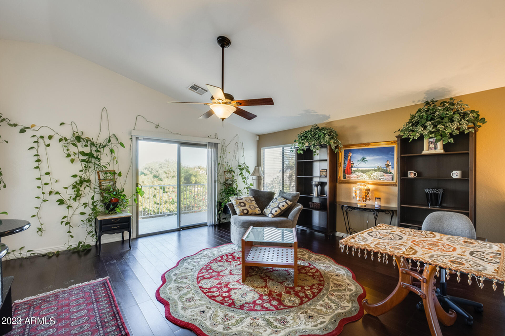 2022 E Wahalla Lane - Photo 15