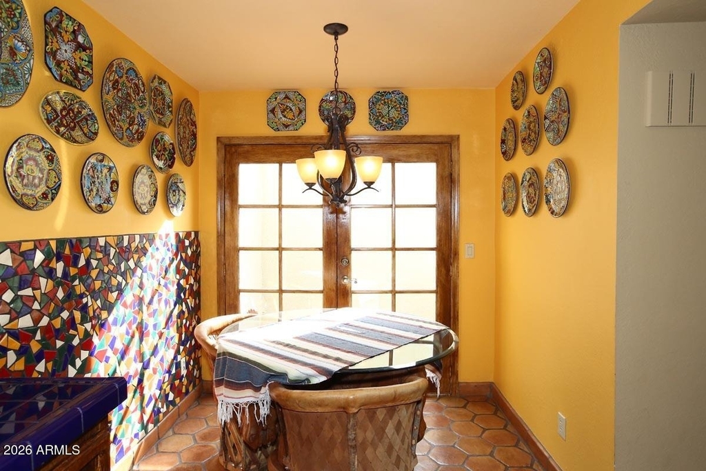 6218 N 30th Place - Photo 6