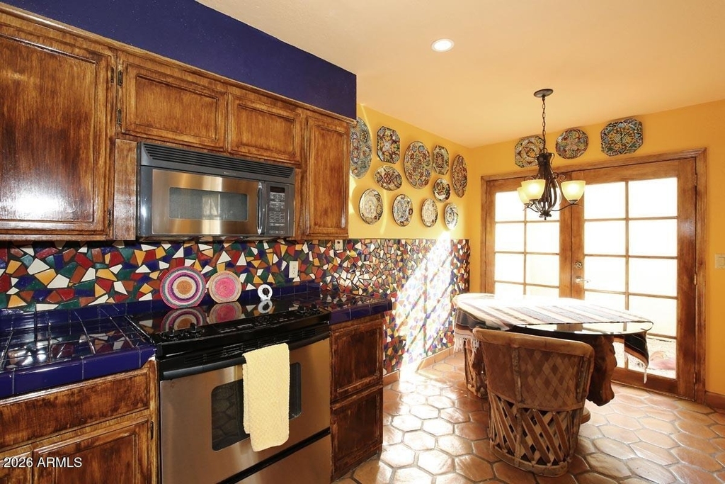 6218 N 30th Place - Photo 5