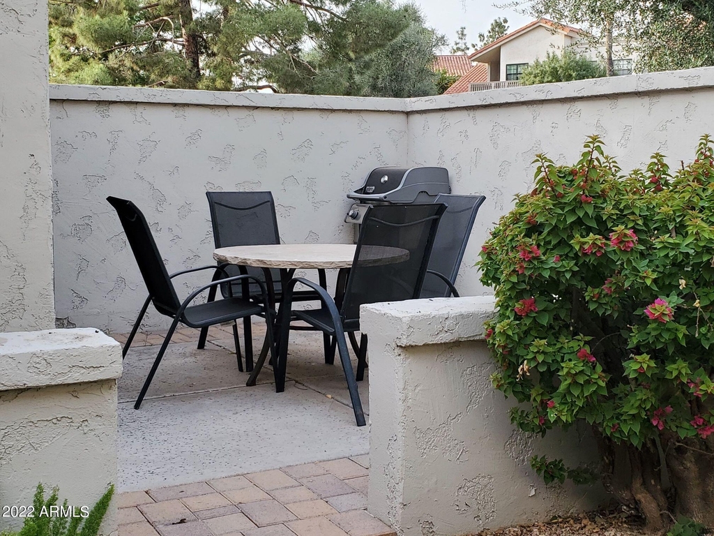 6349 N 78th Street - Photo 10