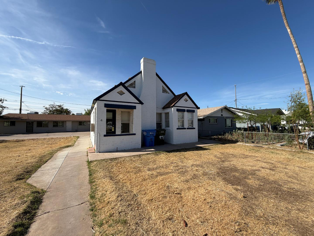 1833 E Harvard Street - Photo 12
