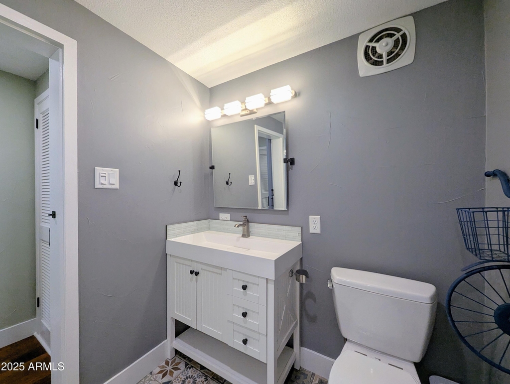 6125 E Indian School Road - Photo 18