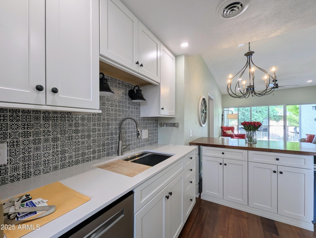 6125 E Indian School Road - Photo 9