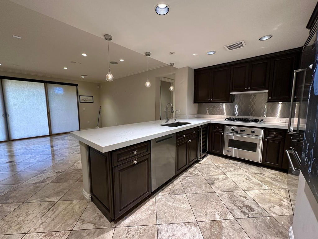 7175 E Camelback Road - Photo 3
