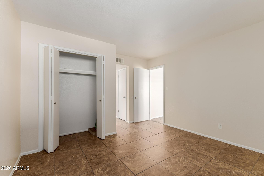 7141 N 16th Street - Photo 12