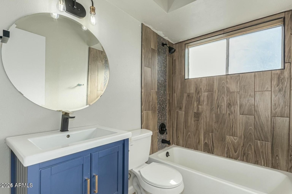 721 E Montebello Avenue - Photo 19